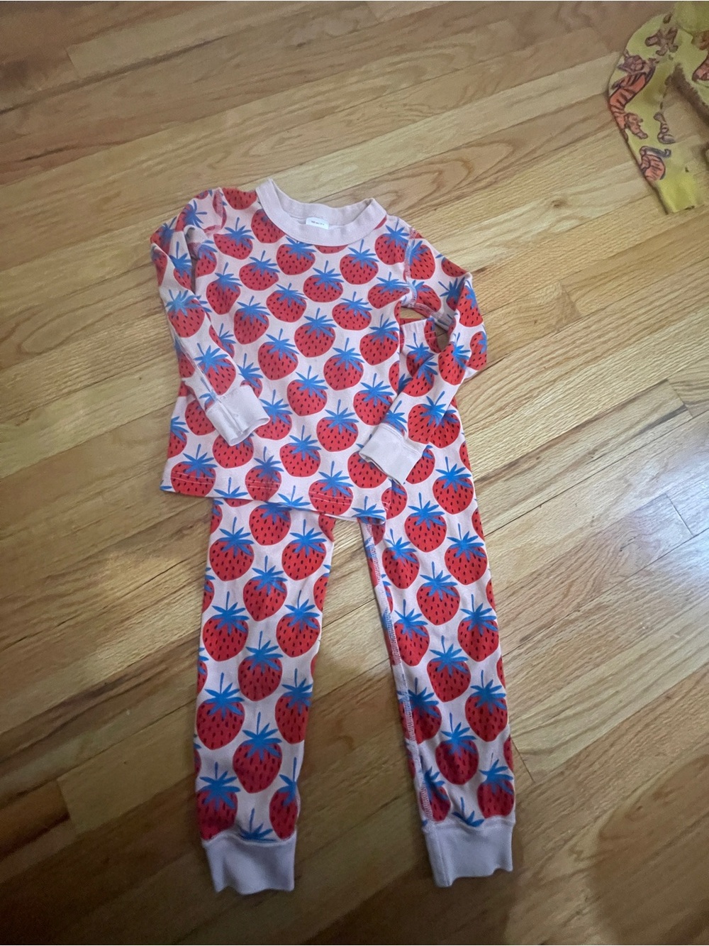 Hanna Andersson Pink and Red Strawberry Pajama Set